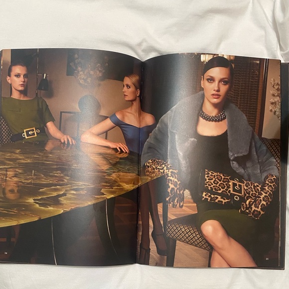 Gucci coffee table book - Picture 3 of 3